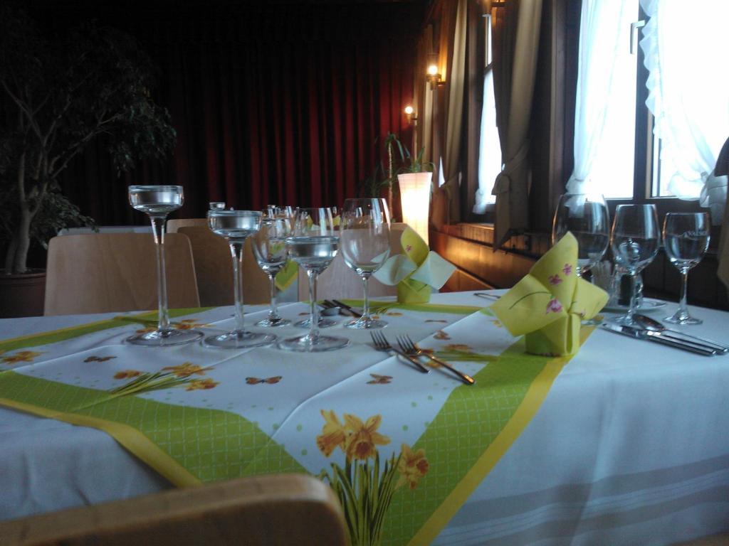Obstalden Hotel Restaurant Sternen מראה חיצוני תמונה